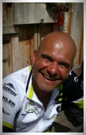 Robbi Strempfl, Spender der Ordenrohlinge